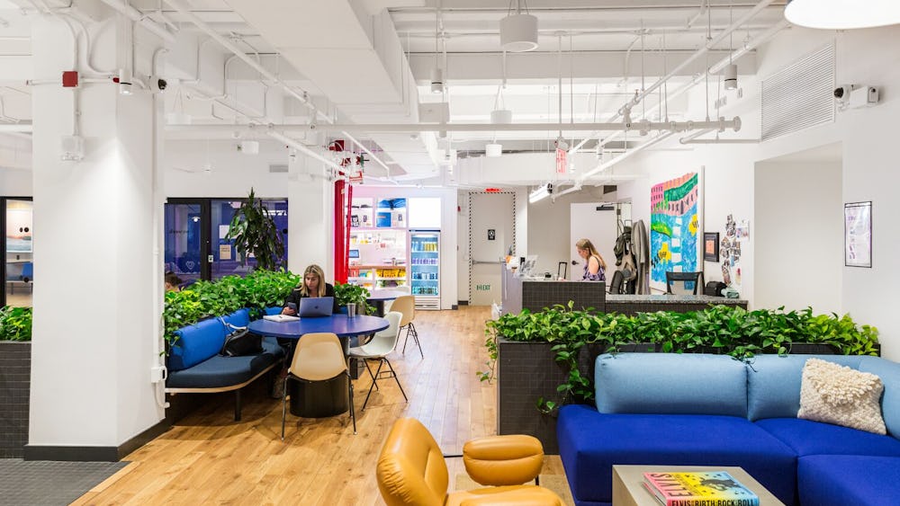 Coworking em 450 Park Ave S