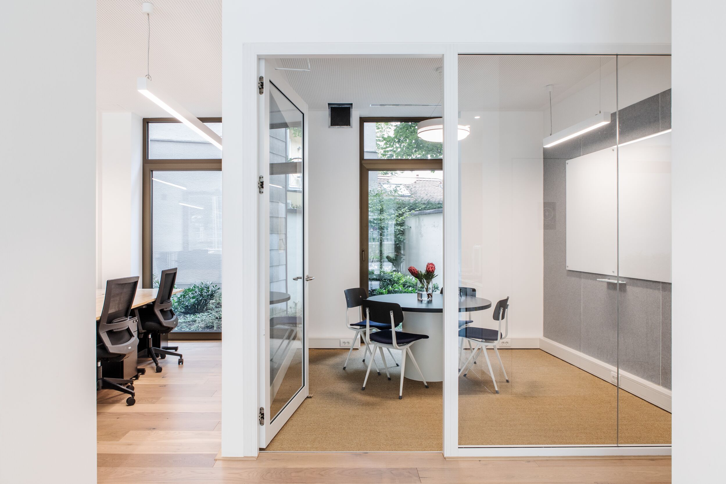 Oskar-Von-Miller-Ring 33