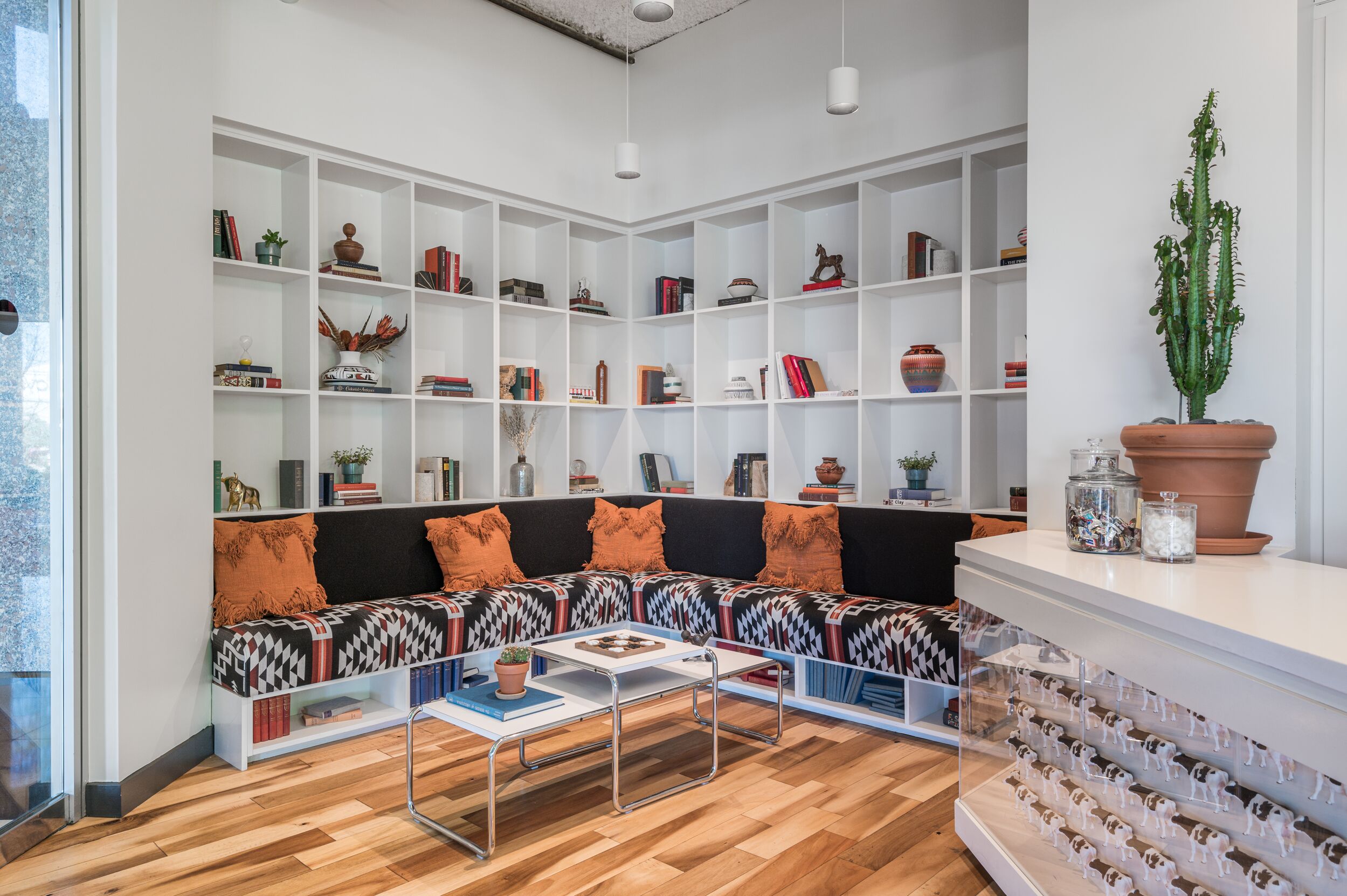 2425 E Camelback Rd Coworking