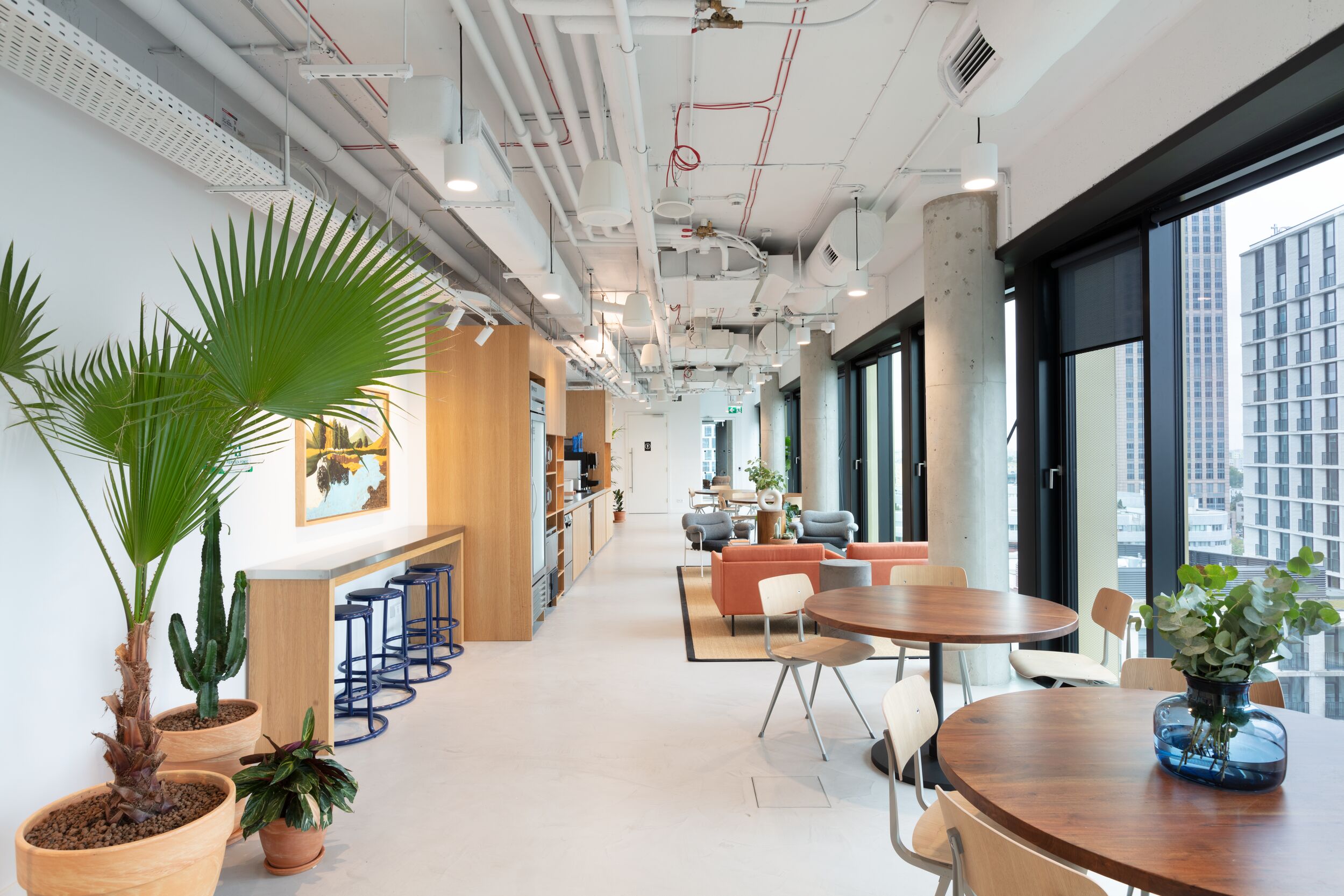 Grzybowska 60 - Office Space in Mirów Warsaw | WeWork
